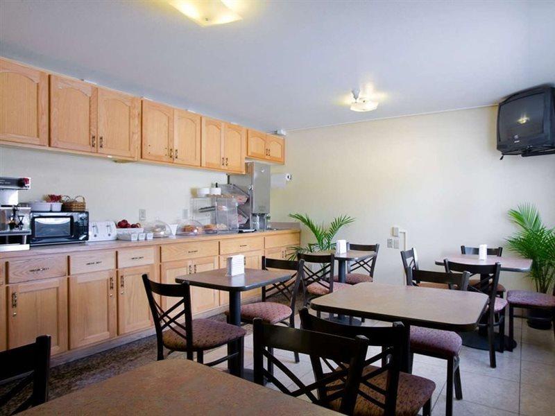Super 8 By Wyndham Rawlins Wyoming Motel Dış mekan fotoğraf