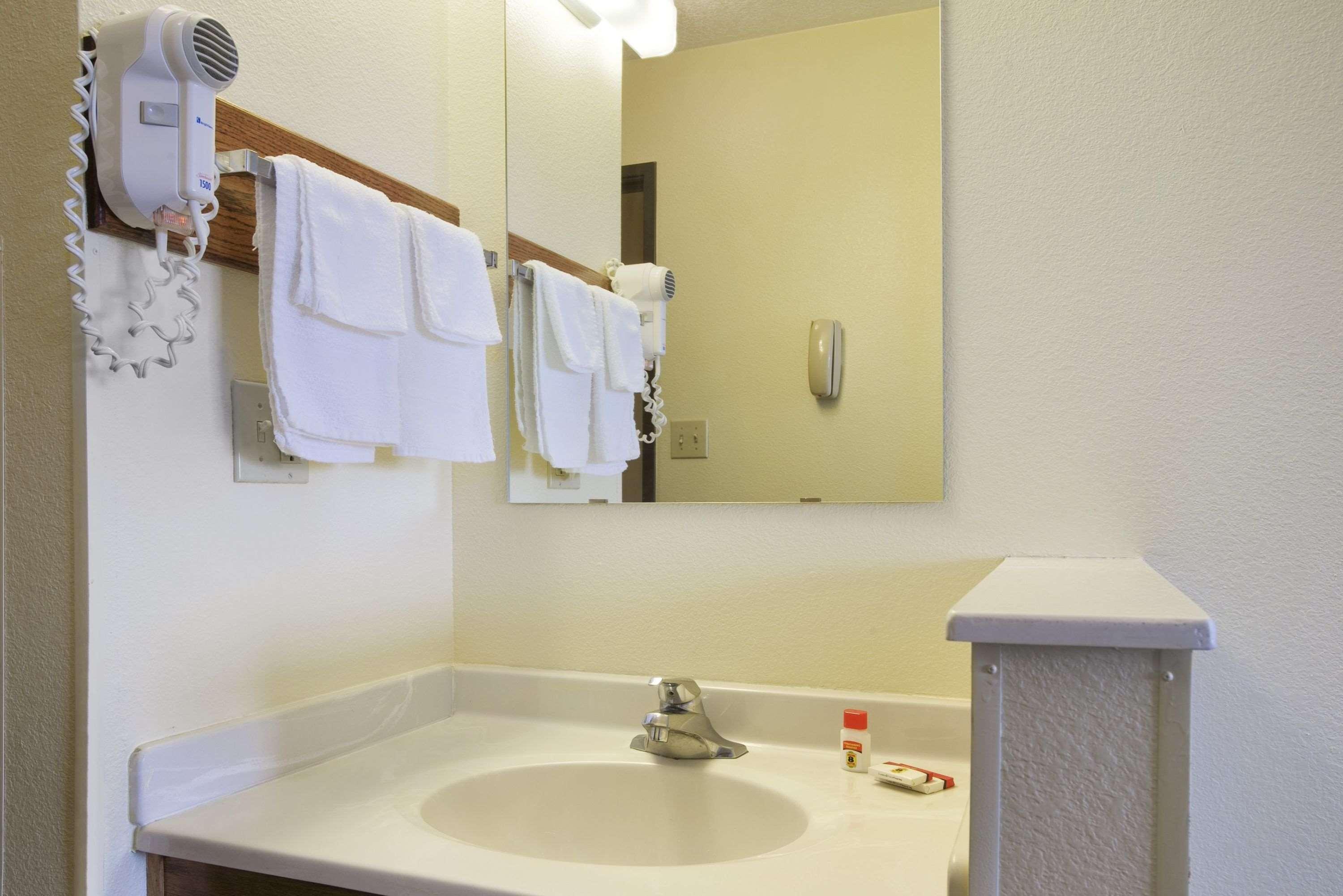 Super 8 By Wyndham Rawlins Wyoming Motel Dış mekan fotoğraf