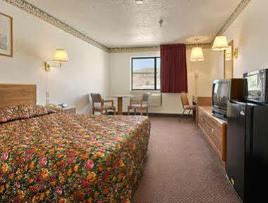 Super 8 By Wyndham Rawlins Wyoming Motel Oda fotoğraf